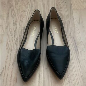 Nine West Black Pointed-Toe Leather Flats